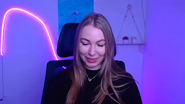 Snapshot of Dana_flowers chatting on December 2025 06:33:01 AM Dana flowers online show from December 2025 06:33:01 AM