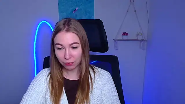 Snapshot of Dana_flowers chatting on February 2026 06:51:02 AM Dana flowers online show from February 2026 06:51:02 AM