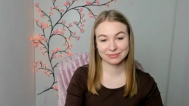 Snapshot of Dana_flowers chatting on March 2026 06:19:02 AM Dana flowers online show from March 2026 06:19:02 AM