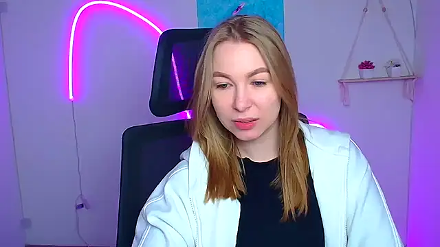 Snapshot of Dana_flowers chatting on March 2026 06:19:02 AM Dana flowers online show from March 2026 06:19:02 AM