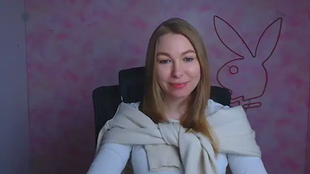Snapshot of Dana_flowers chatting on April 2026 05:21:02 AM Dana flowers online show from April 2026 05:21:02 AM