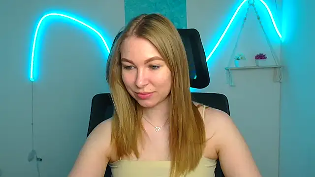 Snapshot of Dana_flowers chatting on May 2026 05:24:01 AM Dana flowers online show from May 2026 05:24:01 AM