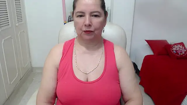 leonela 69 online show from June 2026 10:15:02 PM