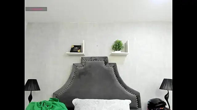 EmiliaRose  online show from November 2025 09:02:01 PM