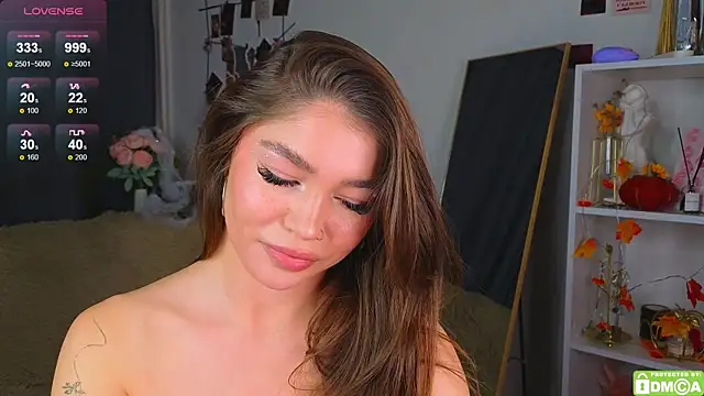 Caroline  Brown online show from November 2025 02:44:01 AM