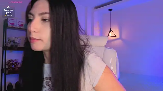 Miller Vanessa  online show from April 2026 08:42:02 PM