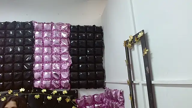 poisondost hot online show from September 2025 12:08:02 PM