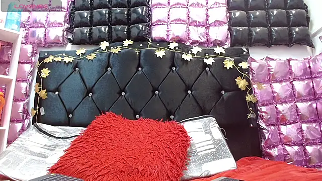 poisondost hot online show from October 2025 02:17:02 PM