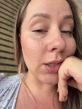 Mona Plus online show from April 2026 10:32:01 AM