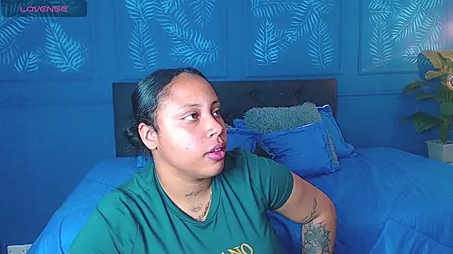 rebeka kenye online show from November 2025 09:51:02 PM