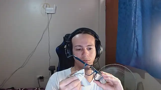 Snapshot of cholitohermoso chatting on February 2025 10:11:02 PM cholitohermoso online show from February 2025 10:11:02 PM