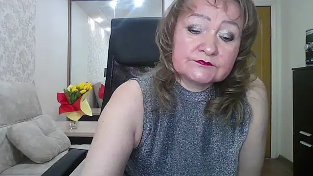 Snapshot of Victoria_secrets_ chatting on March 2025 02:53:02 PM Victoria secrets  online show from March 2025 02:53:02 PM