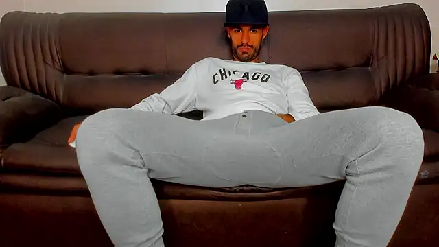 Snapshot of sexyhotmusclesforyou1 chatting on October 2025 08:24:02 AM sexyhotmusclesforyou1 online show from October 2025 08:24:02 AM