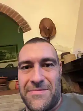 Snapshot of Jackcazzone_82 chatting on March 2025 11:26:01 PM Jackcazzone 82 online show from March 2025 11:26:01 PM