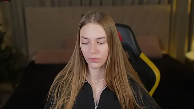 Layla Sweet  online show from January 2026 08:47:01 PM