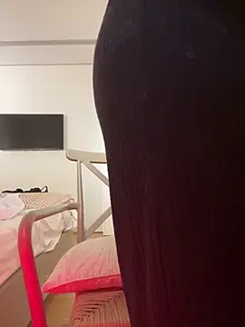 Snapshot of Halima_misshotpussy13 chatting on December 2025 06:43:01 AM Halima misshotpussy13 online show from December 2025 06:43:01 AM