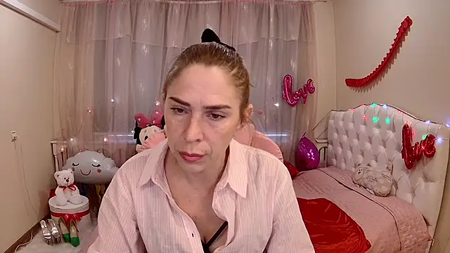 TessaDaybreak online show from March 2025 07:29:02 AM