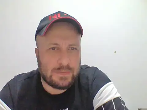 Snapshot of BellBort chatting on January 2026 01:11:01 AM BellBort online show from January 2026 01:11:01 AM