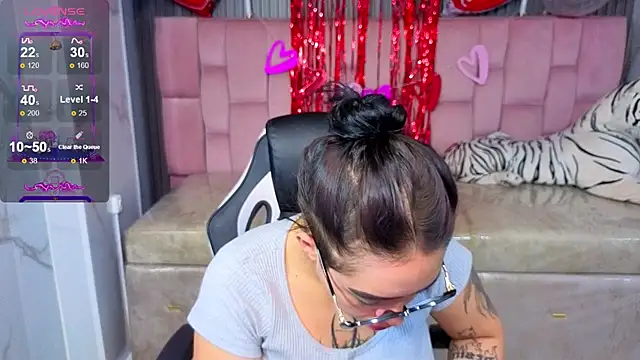 Anni acker b online show from February 2026 12:39:02 PM