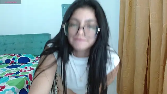 Violett 11 online show from March 2025 11:31:01 PM