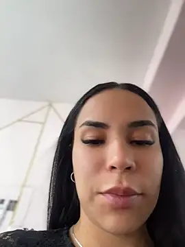 Naatalia online show from July 2026 06:45:02 PM