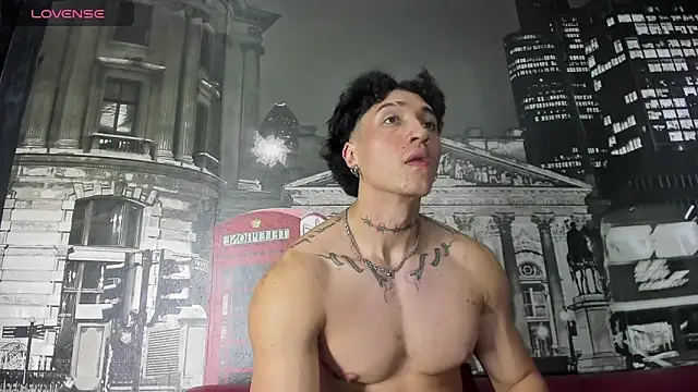 KaryBig3 online show from March 2025 10:18:02 AM