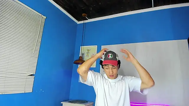 KaryBig3 online show from March 2025 08:03:02 AM