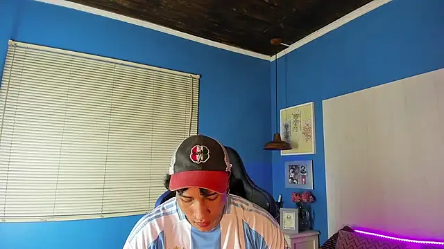 KaryBig3 online show from March 2025 07:18:01 AM