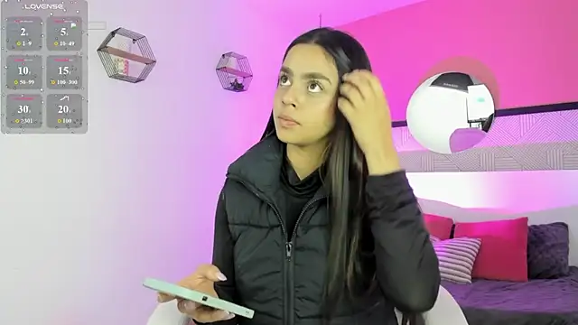 Bella walker  online show from March 2026 08:25:02 PM