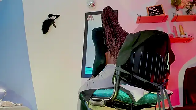 Aria fitness online show from November 2025 01:03:01 PM