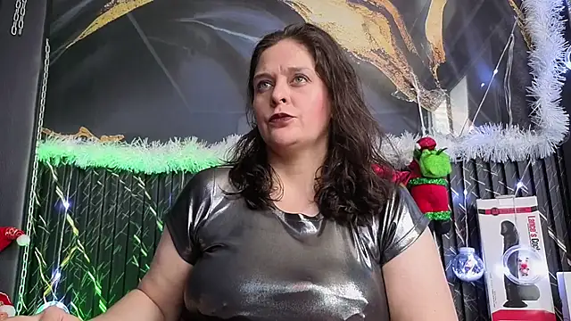 AmandaKovich online show from December 2025 07:23:02 PM