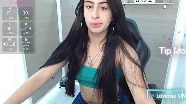 Snapshot of Katty_love01 chatting on February 2025 01:49:02 PM Katty love01 online show from February 2025 01:49:02 PM