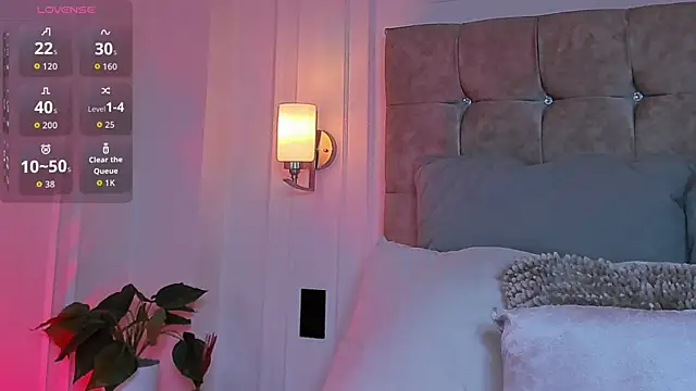 JasmineRoss 1 online show from December 2025 06:37:02 PM