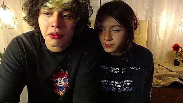 fyreandfox  online show from March 2025 11:44:02 PM