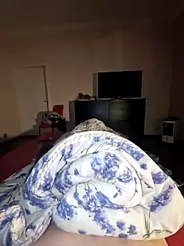 DerechteJunge online show from September 2025 12:23:02 AM