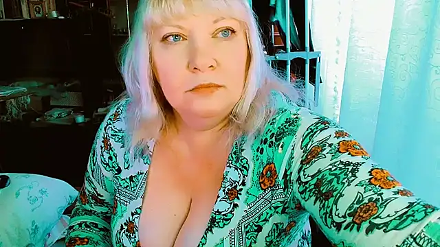 FlowerButterf online show from October 2025 04:10:01 AM