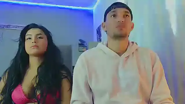 Snapshot of Reina_paola chatting on March 2025 02:08:02 PM Reina paola online show from March 2025 02:08:02 PM