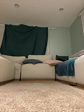 plaintreebull online show from March 2026 02:48:01 AM