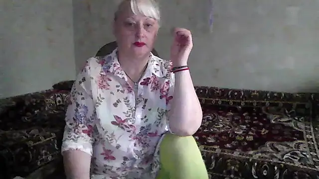 NikolinaBounty online show from November 2025 12:25:01 PM