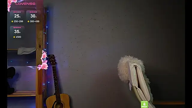 Foxy-Flame online show from March 2025 07:27:02 PM