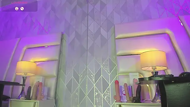 Snapshot of AnahisBennett chatting on November 2025 04:01:01 AM AnahisBennett online show from November 2025 04:01:01 AM