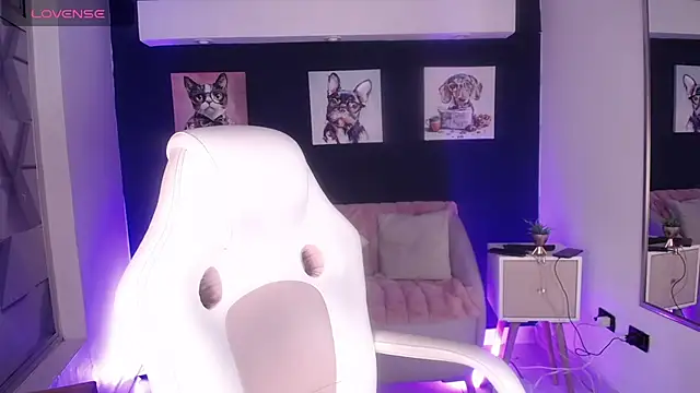 Snapshot of LoreleyNovoa chatting on March 2026 03:34:02 AM LoreleyNovoa online show from March 2026 03:34:02 AM