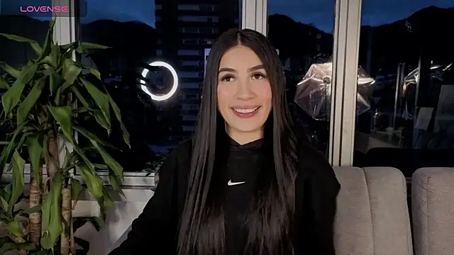 Ivanna West online show from September 2025 10:39:01 AM