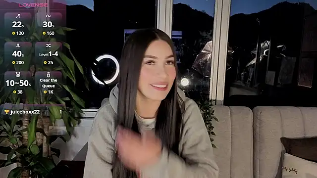 Ivanna West online show from September 2025 10:30:01 AM