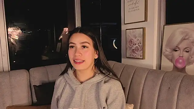 Ivanna West online show from November 2025 09:54:02 AM