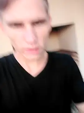 Ruanie online show from April 2026 03:31:02 PM