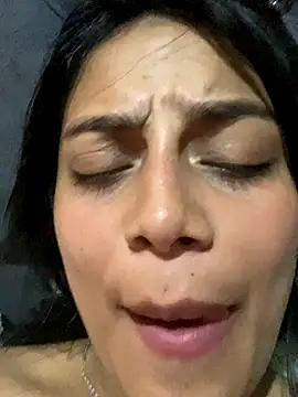 Emily sharlot online show from December 2025 11:20:01 PM