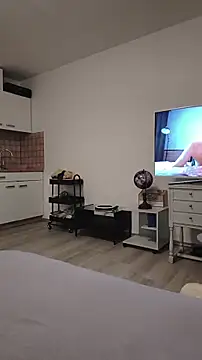 Miss candymandy online show from April 2026 07:54:01 PM