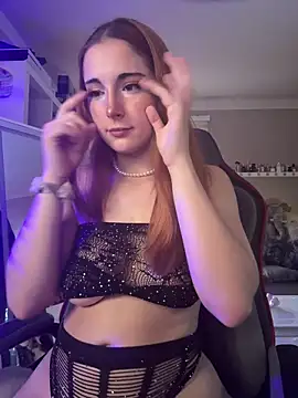 sexymelli18 online show from September 2025 05:46:01 PM