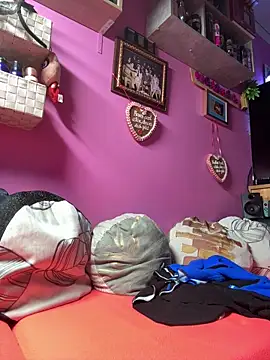 sexymelli18 online show from November 2025 06:54:02 PM